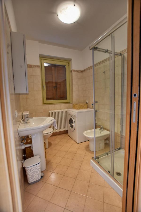 Ferienwohnung Varenna Perledo Exterior foto