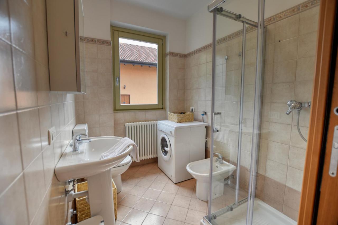 Ferienwohnung Varenna Perledo Exterior foto