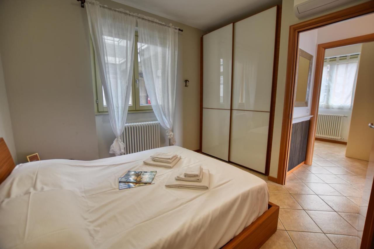 Ferienwohnung Varenna Perledo Exterior foto